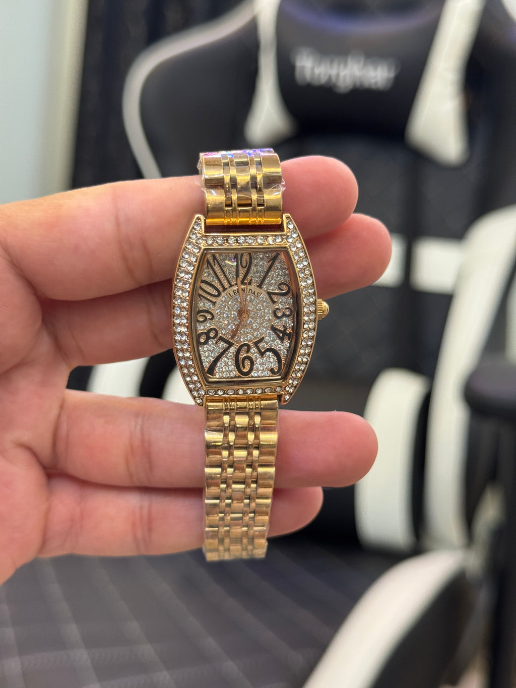 Classic Luxe Women’s Wristwatch