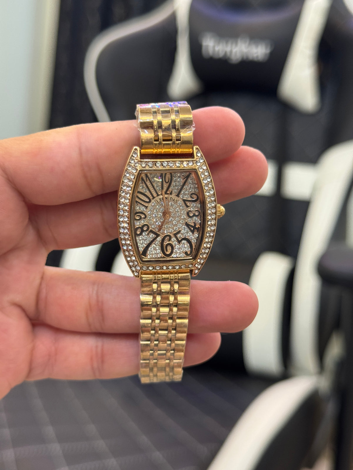 Classic Luxe Women’s Wristwatch