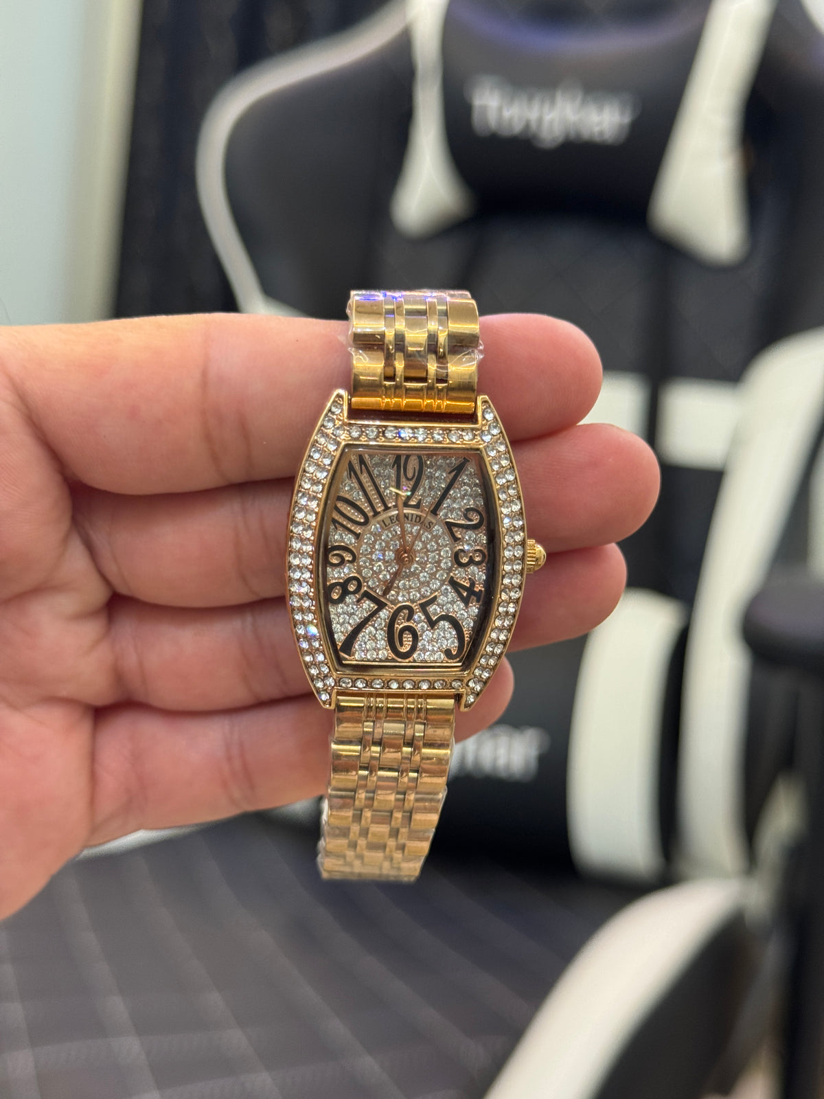 Classic Luxe Women’s Wristwatch